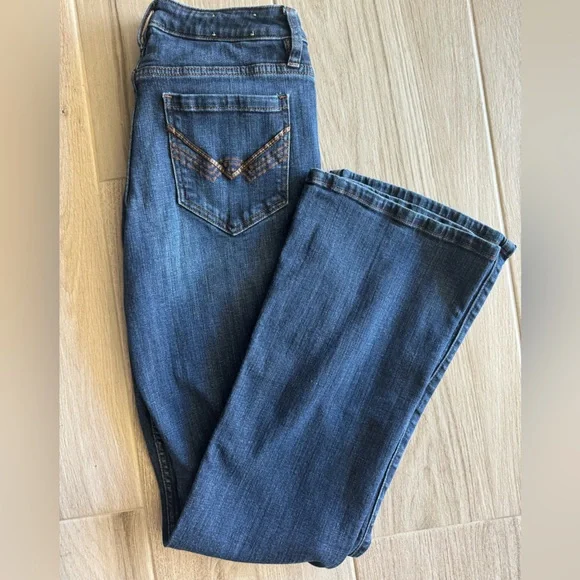 Idyllwind Jeans by Miranda lambert - Picture 2 of 5